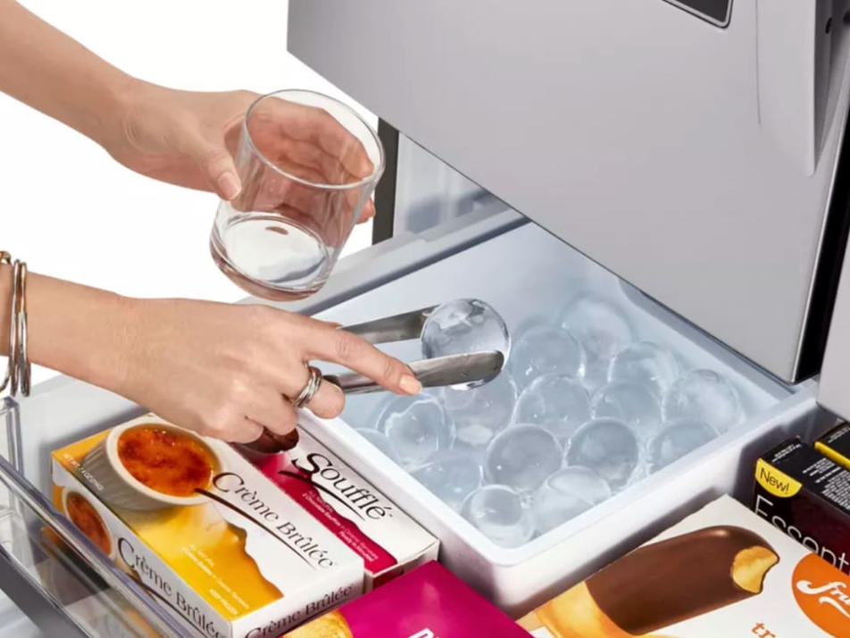 Backdate 3 Love Cold Drinks? Try These Fridges With Craft Ice Makers - Reviewed